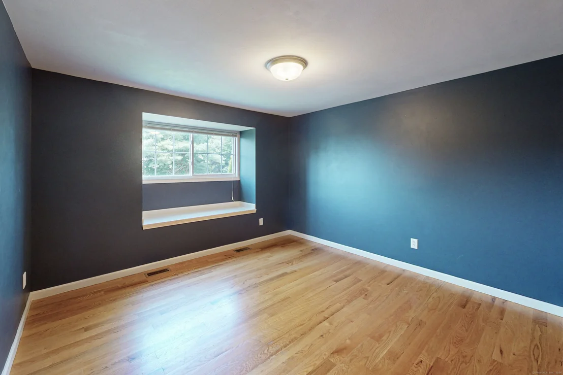 Photo of 45 Meadow Lark Road