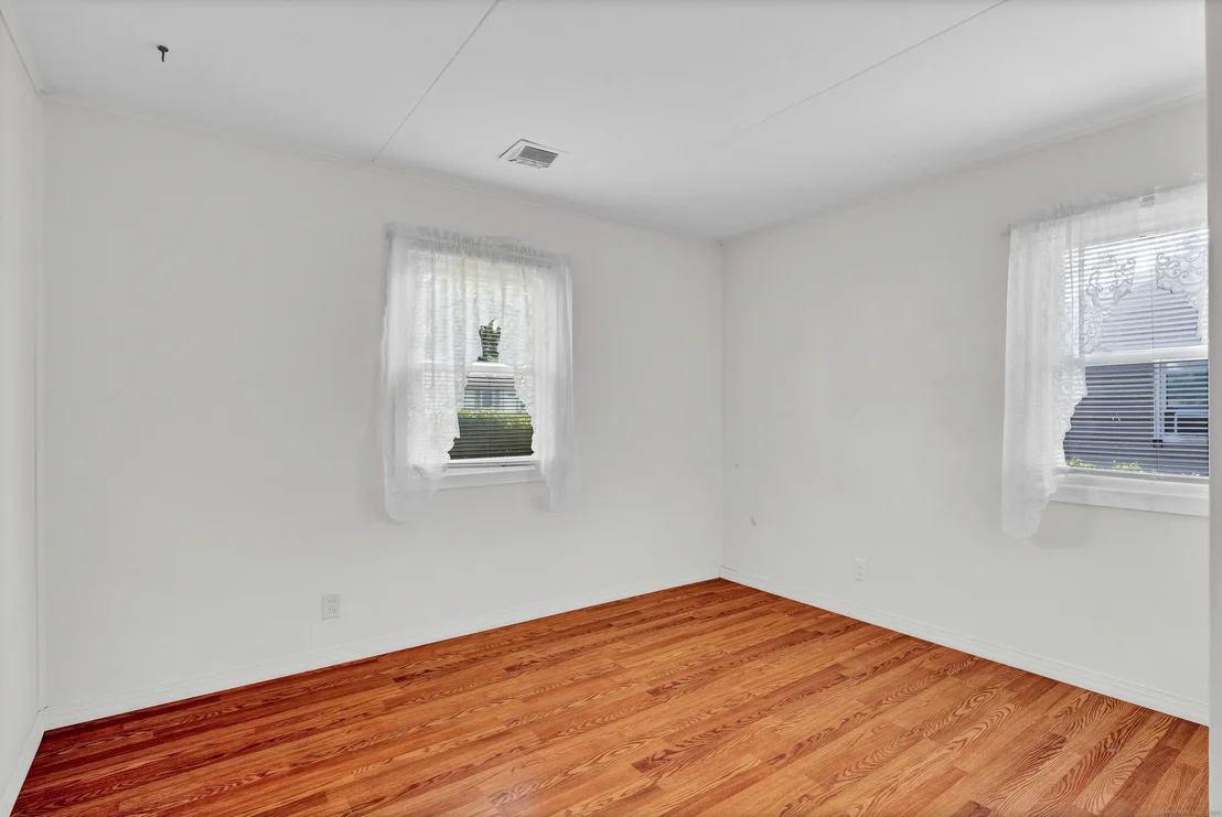 Photo of 10 Ashford Road
