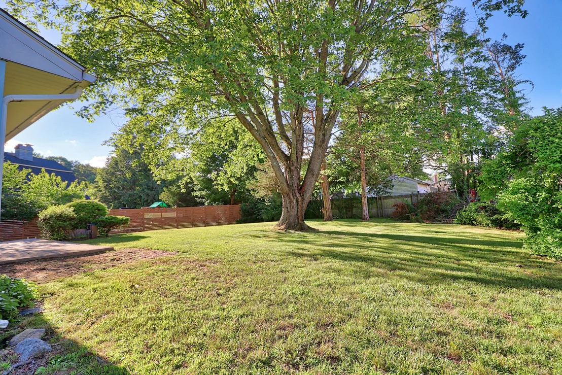 Photo of 10 Fox Run Road