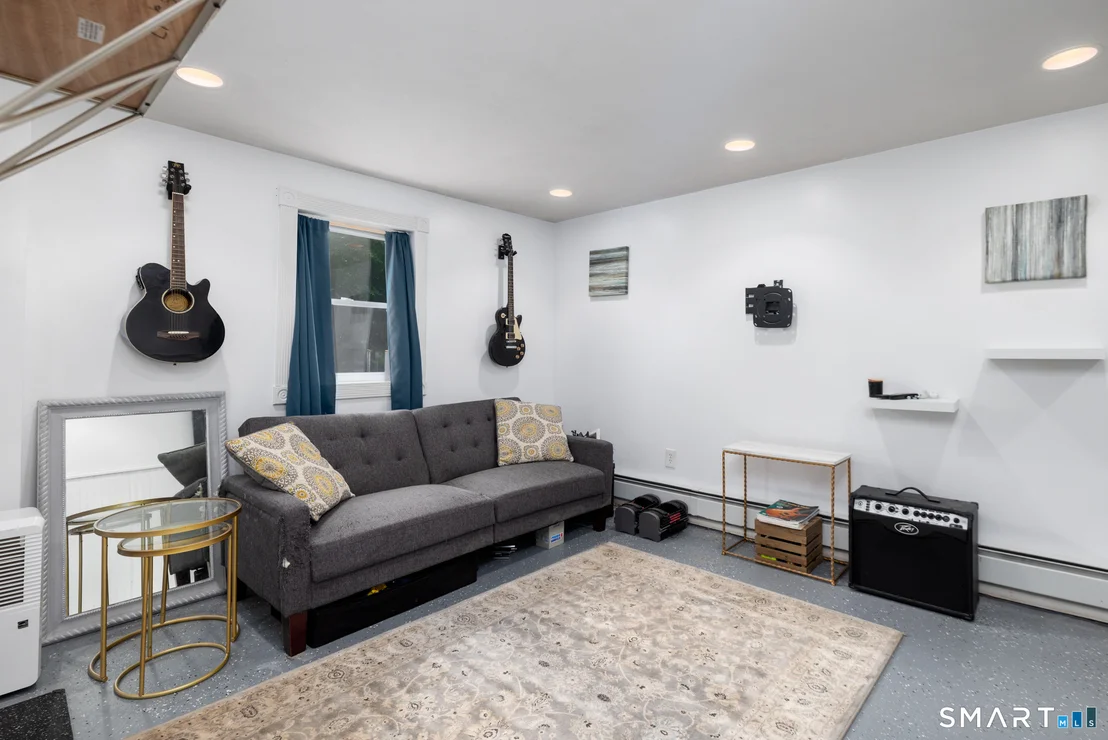 Photo of 1166 Spindle Hill Road