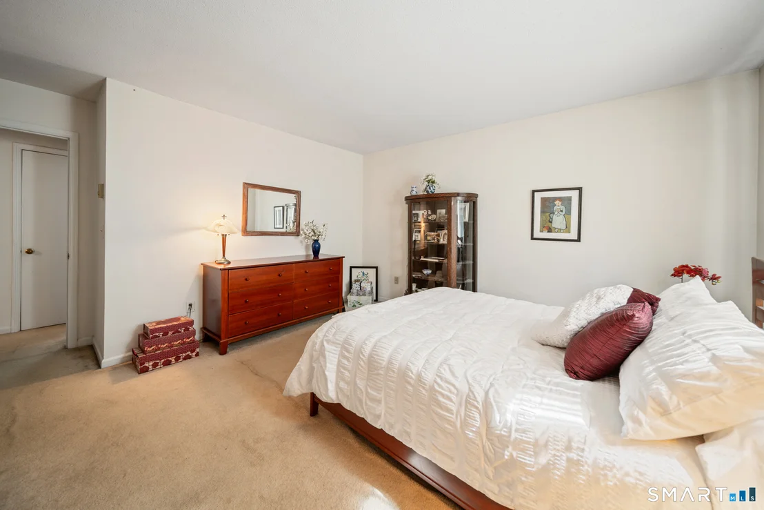 Photo of Unit 13C at 925 Oronoke Road