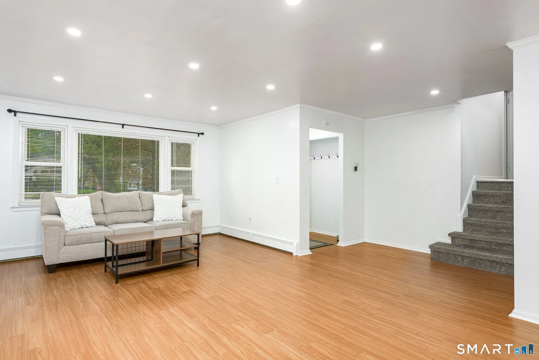 Photo of 34 Grande Avenue
