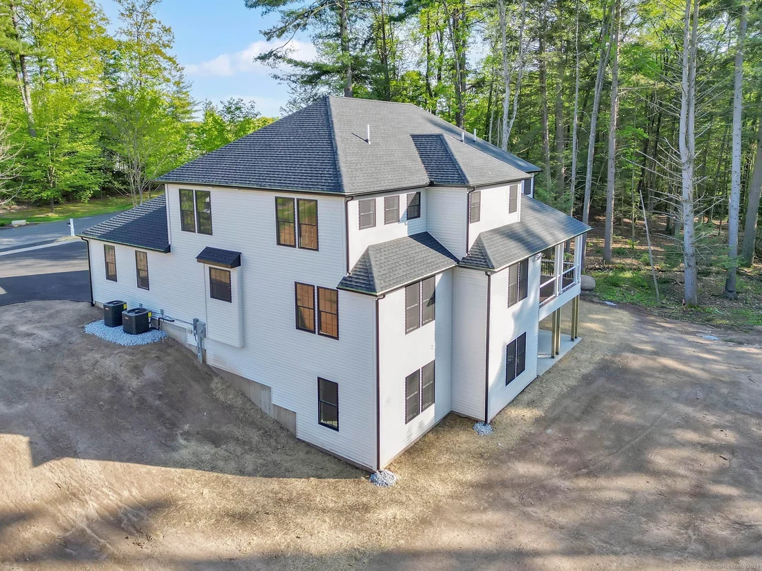 Photo of 24 Stratton Farms Road