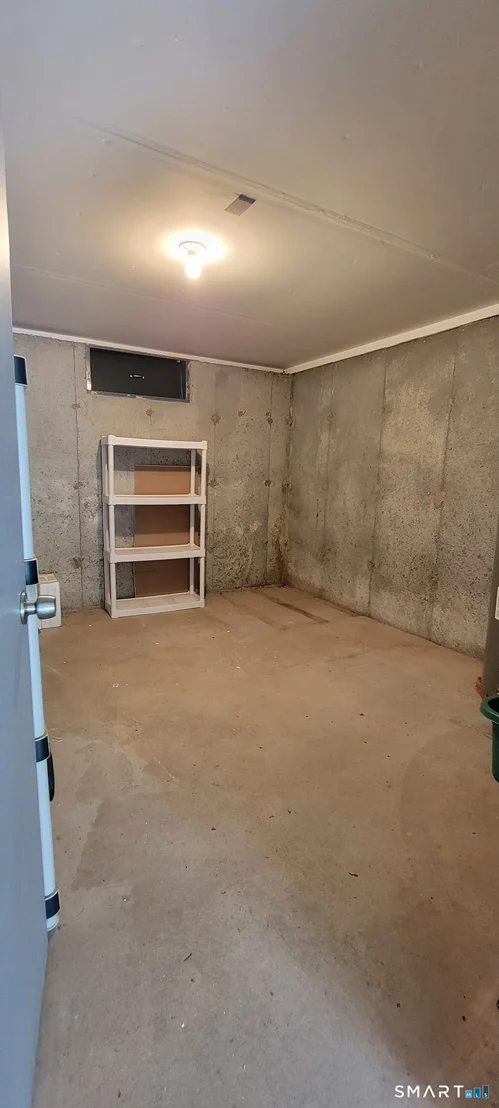 Photo of Unit 2 at 10 Taft Pointe