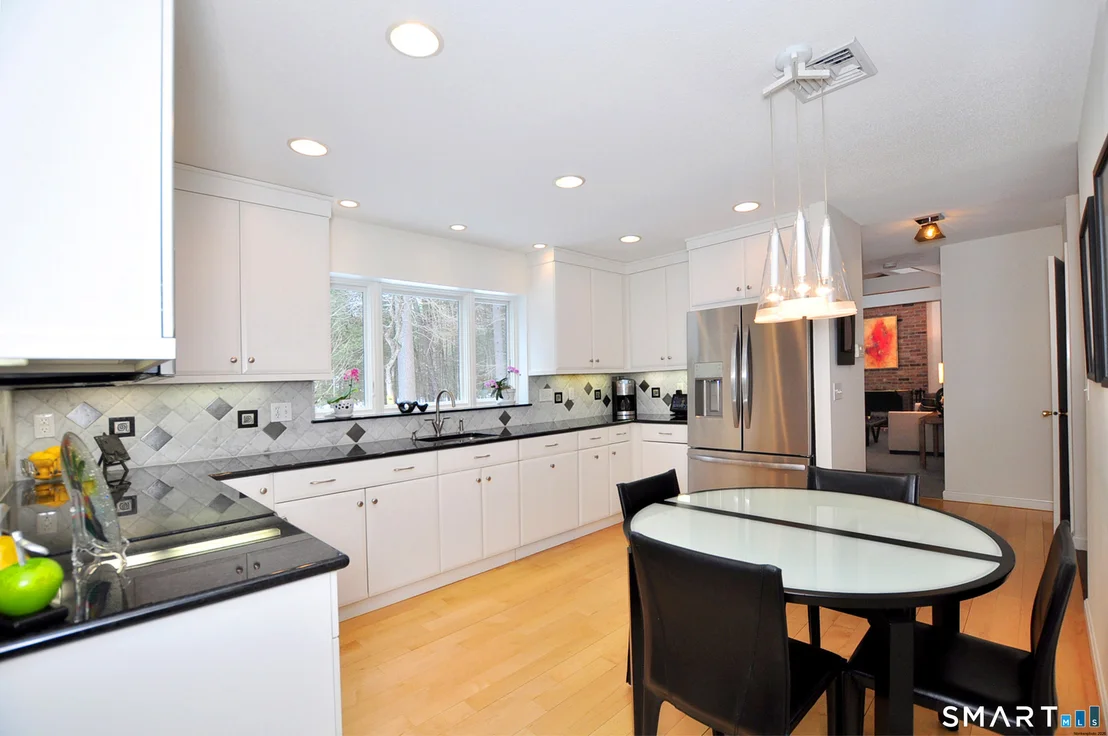 Photo of 15 Winhart Drive