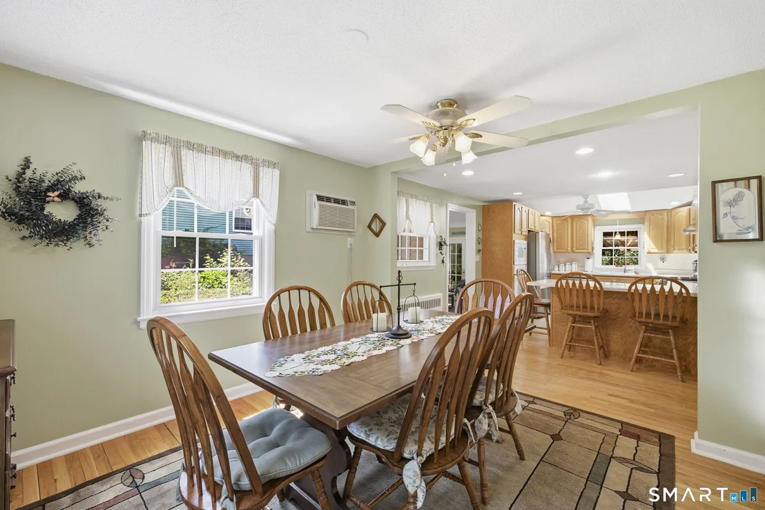 Photo of 47 Willard Road