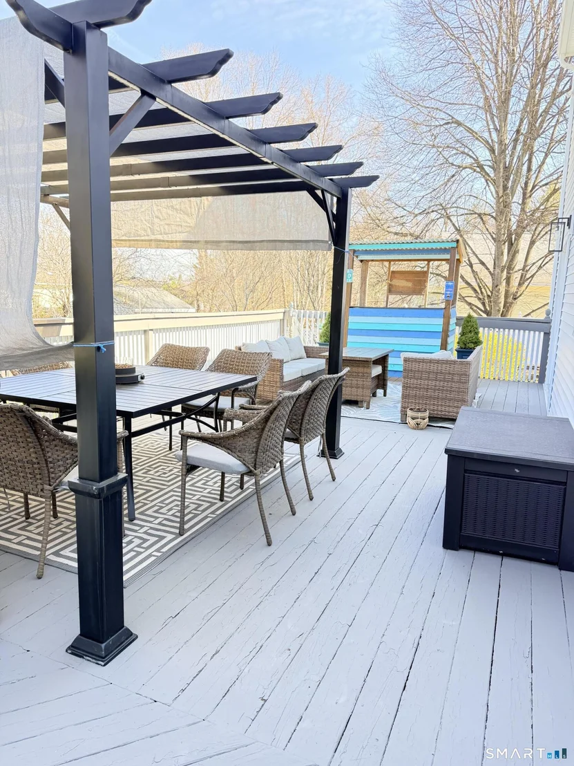 Photo of 211 Robbins Road