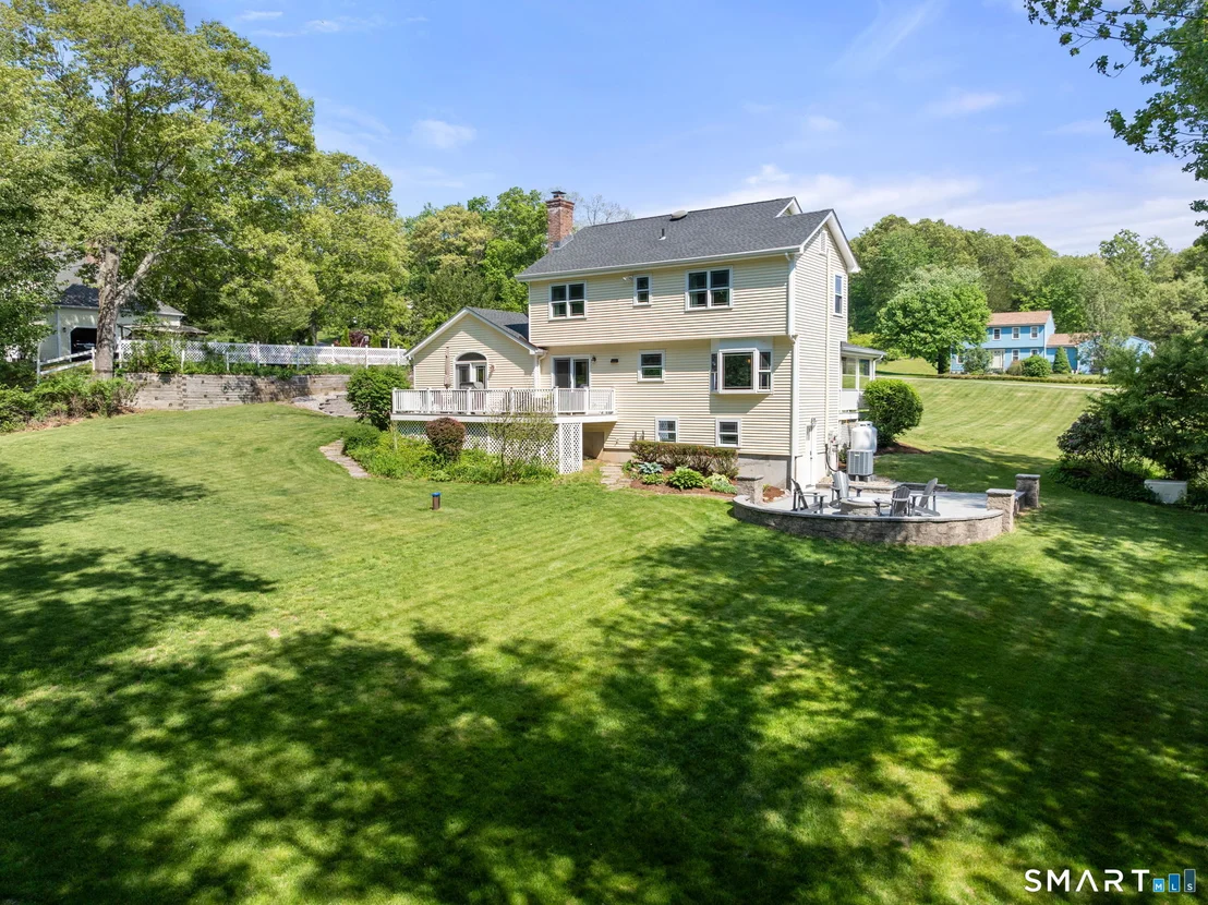 Photo of 14 Deer Run Drive