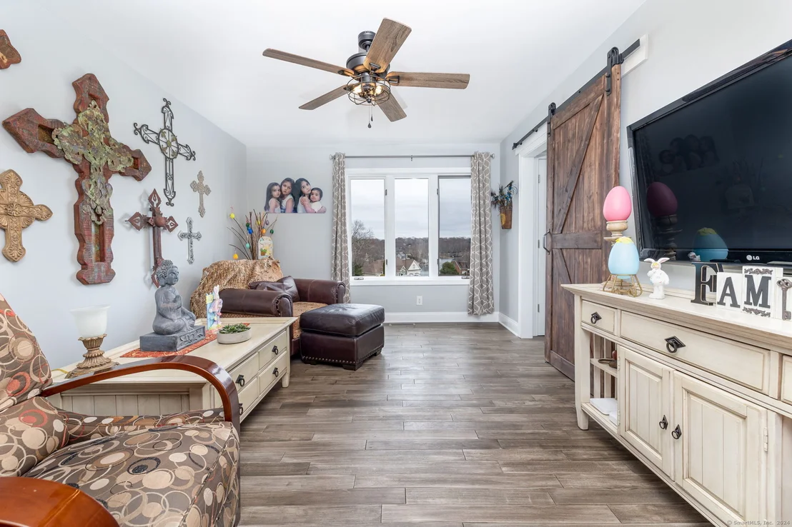Photo of 115 Lakewood Circle