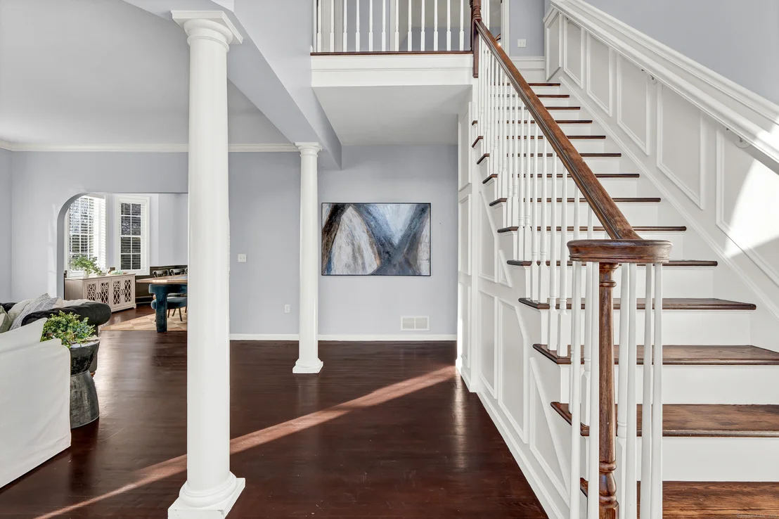 Photo of 41 Windermere Ridge Drive