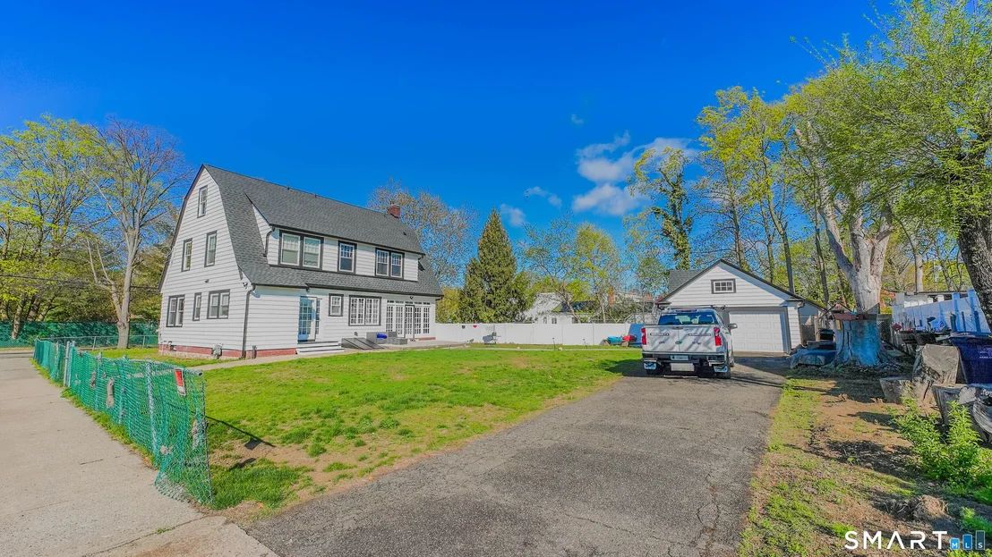Photo of 1210 Laurel Avenue