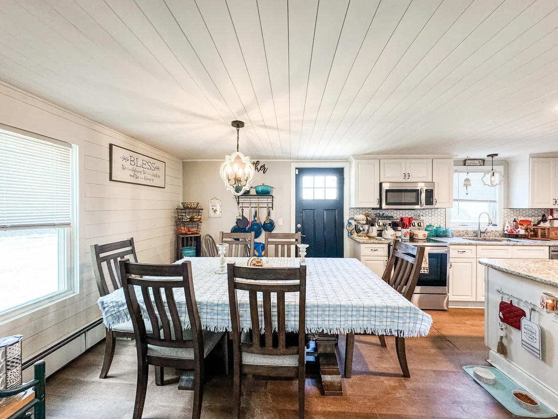 Photo of 492 Bailey Hill Road