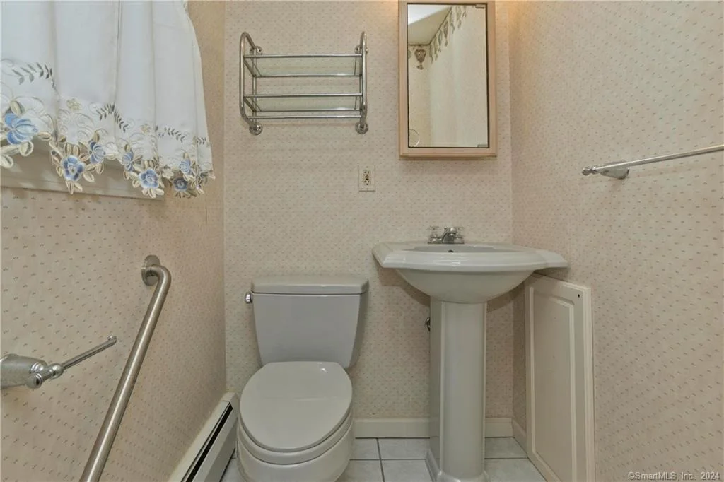 Photo of 52 Sunnyview Drive
