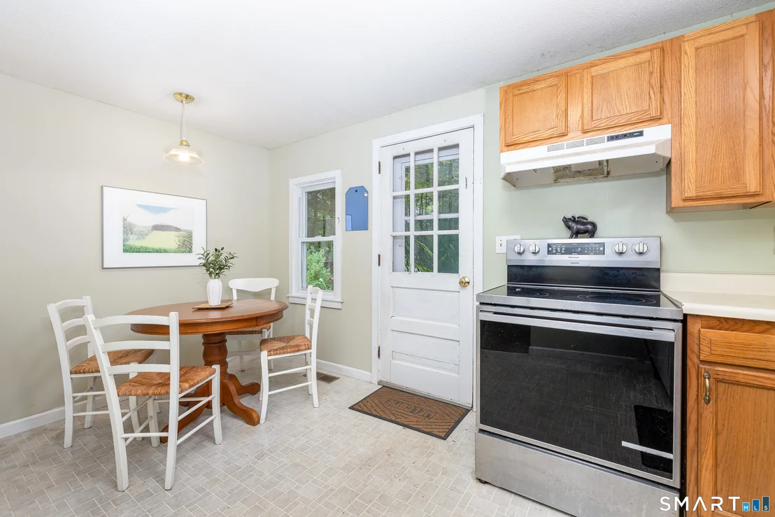 Photo of 37 Sassacus Road