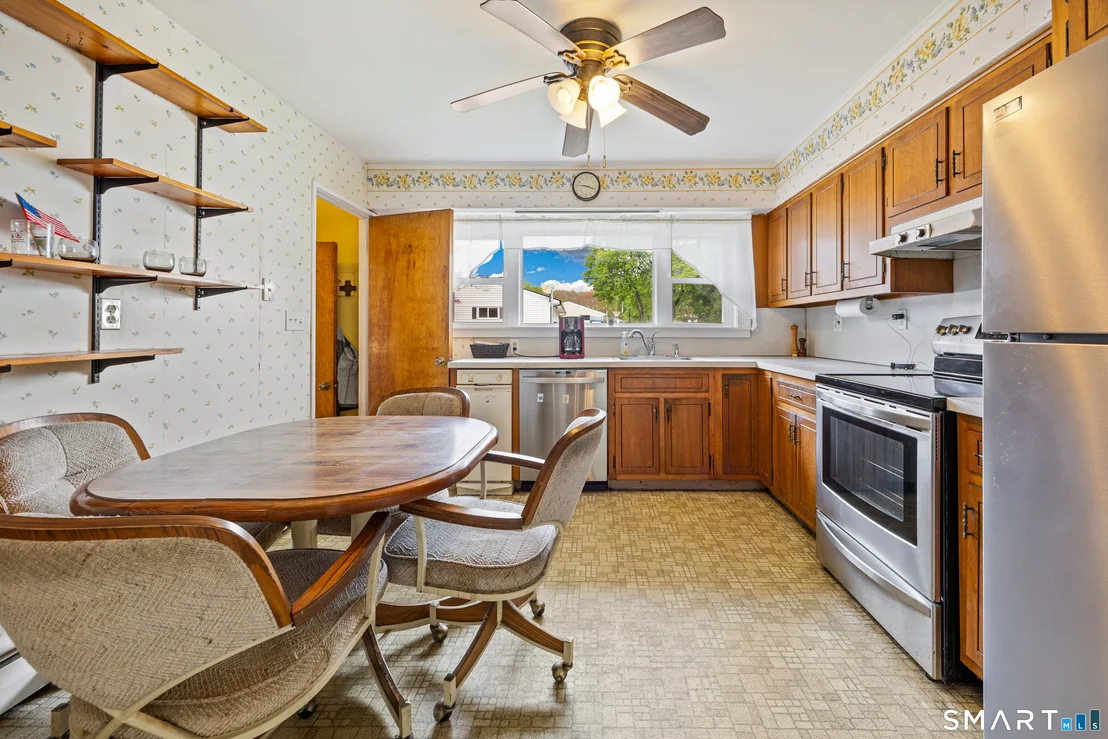Photo of 44 Beacon Manor Road