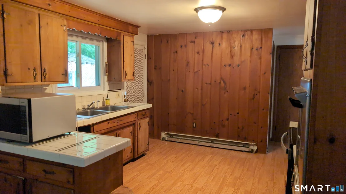 Photo of 11 Sunset Avenue