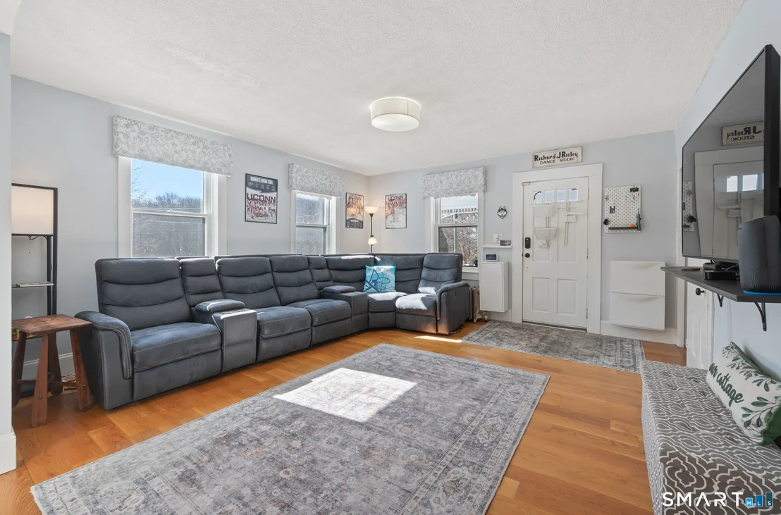 Photo of 97 Armstrong Road