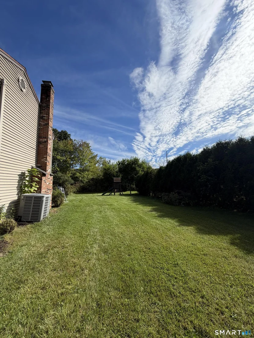 Photo of 204 Willowcrest Drive