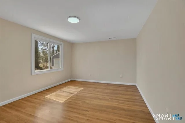 Photo of 822 Slater Road