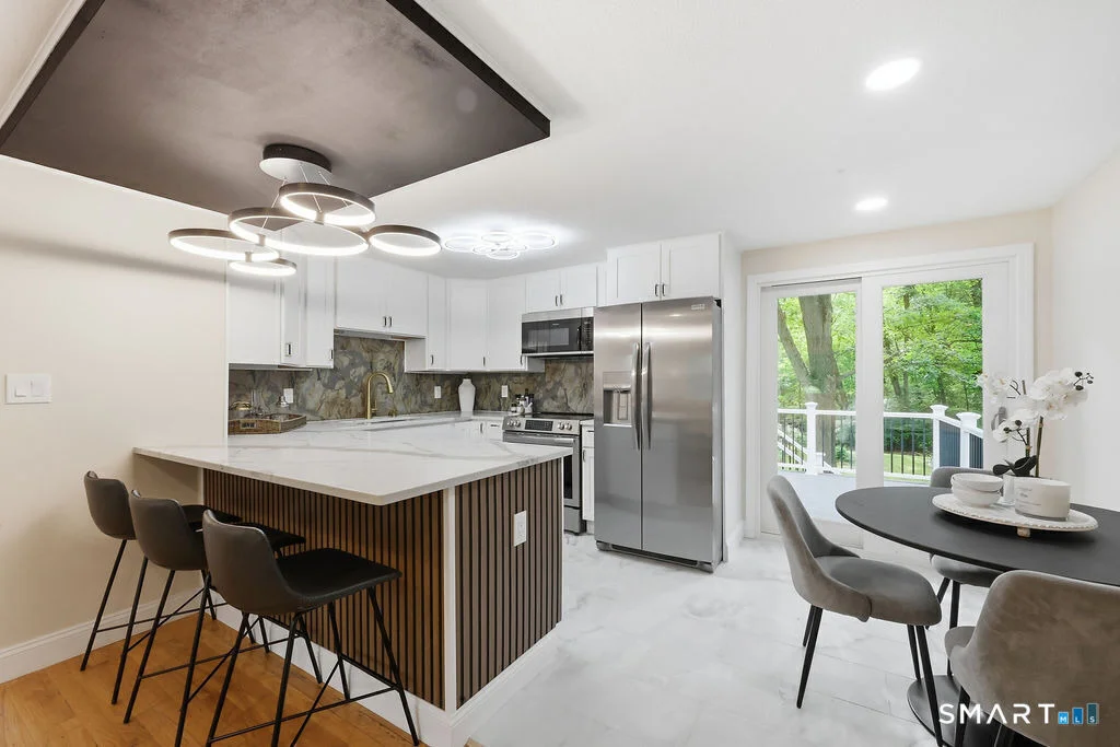Photo of 445 Lincoln Drive