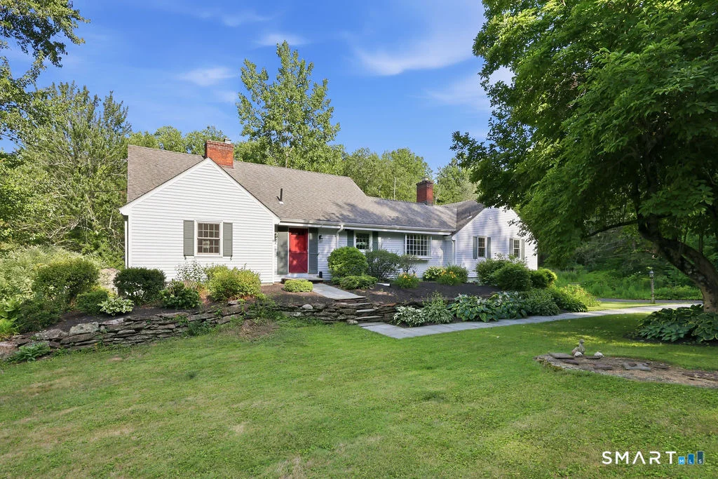 Photo of 8 Penwood Road