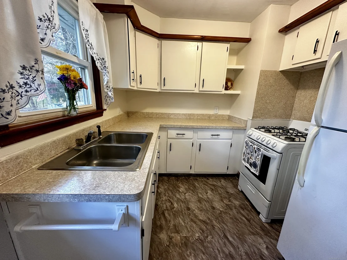 Photo of 7 Arrowhead Drive