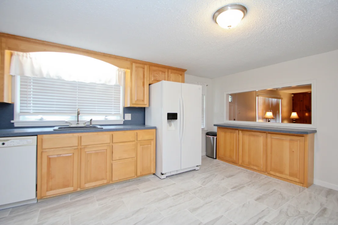 Photo of 135 East Road