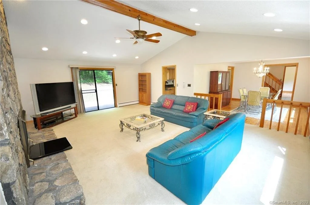 Photo of 5 Saxton Brook Drive