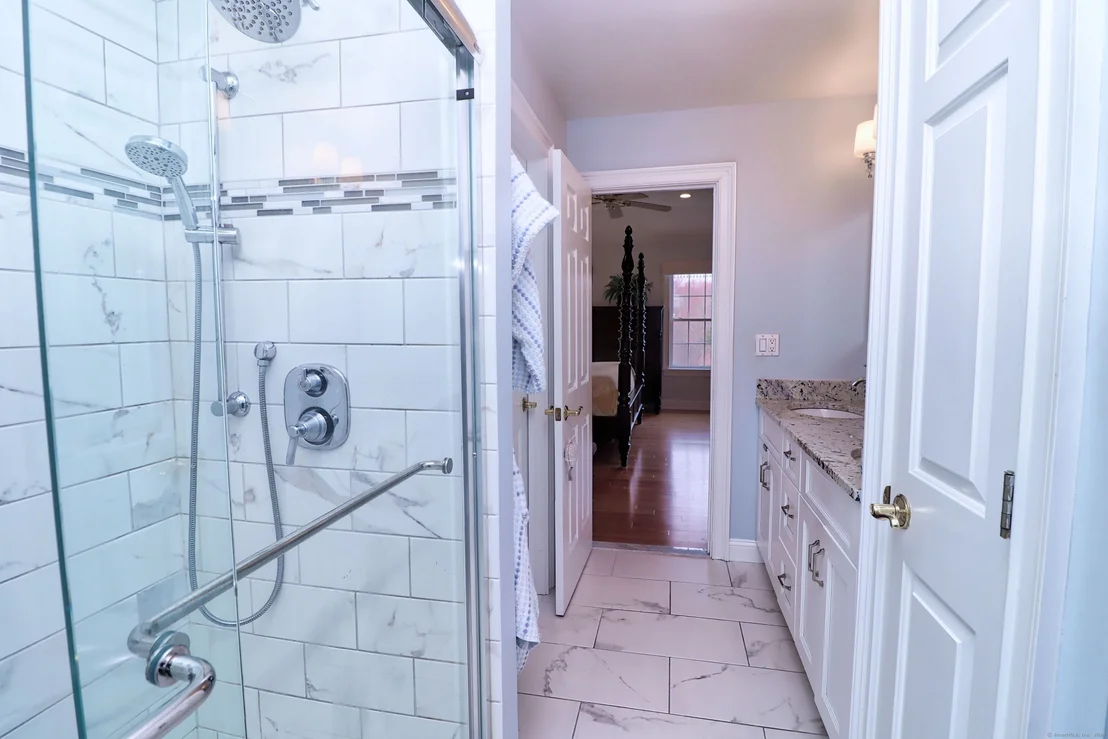 Photo of 129 Georgetown Drive