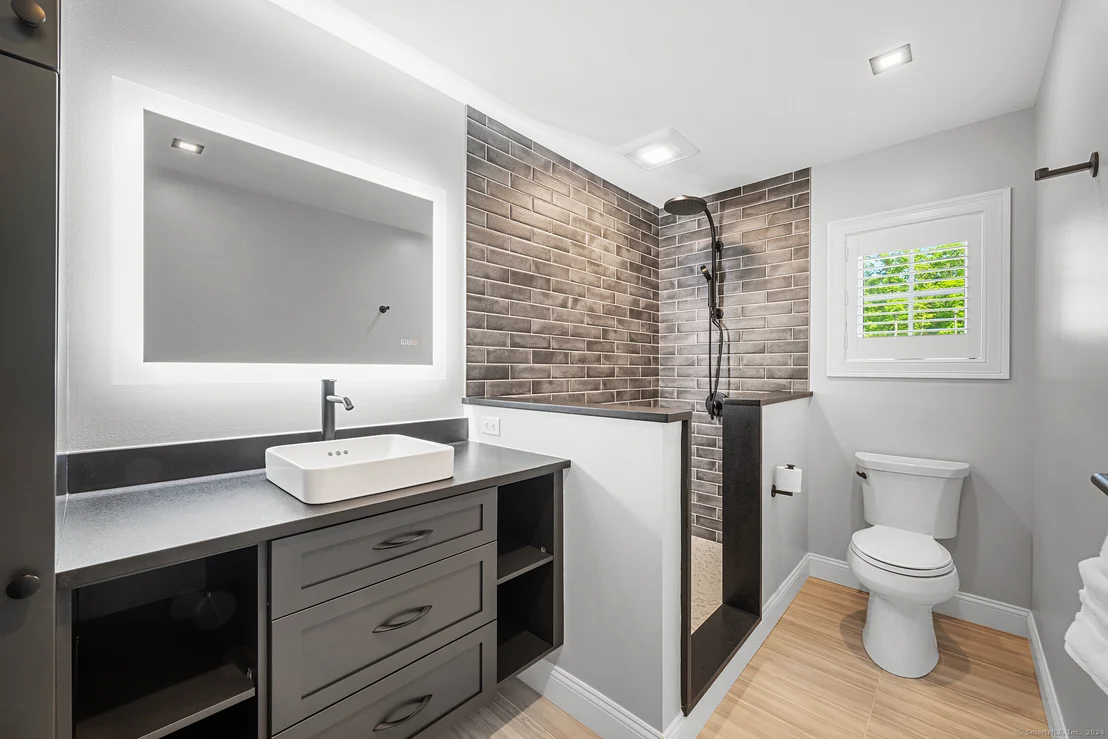 Photo of 4 Avas Way