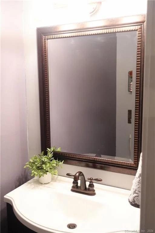 Photo of Unit 46 at 827 Oronoke Road
