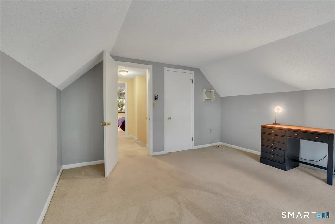 Photo of 328 Bulkeley Hill Road