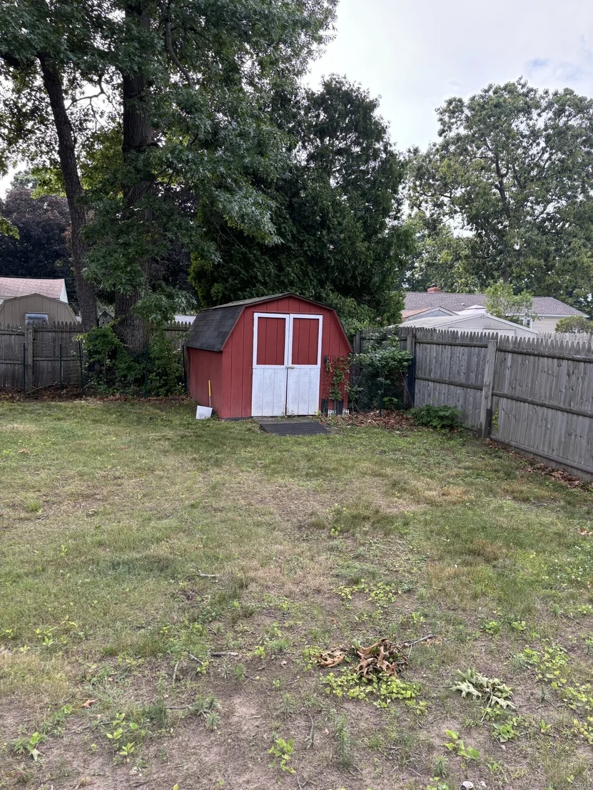 Photo of 30 Quaker Lane
