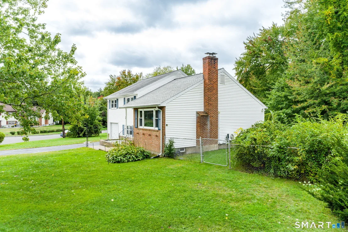 Photo of 34 Grande Avenue