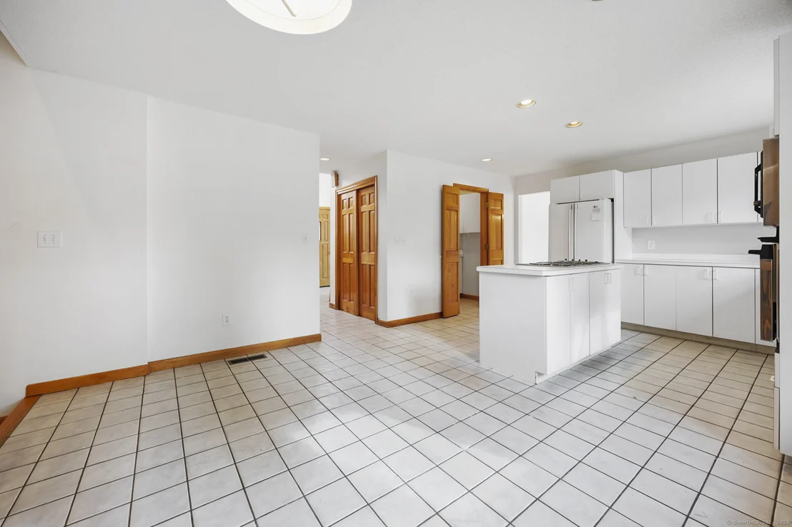 Photo of 405 Neill Drive