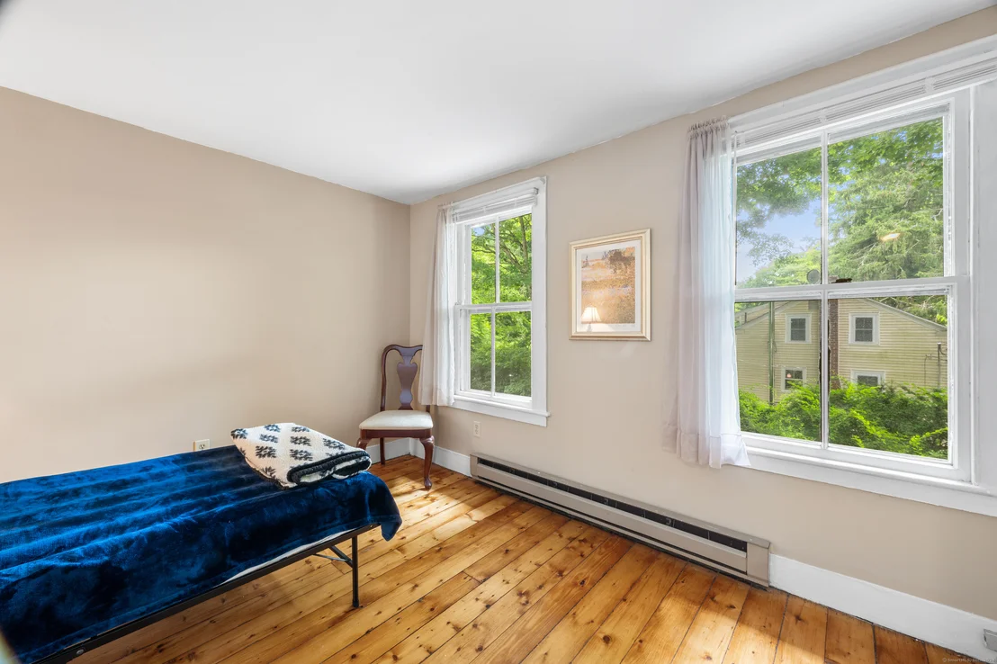 Photo of 32 Winter Avenue