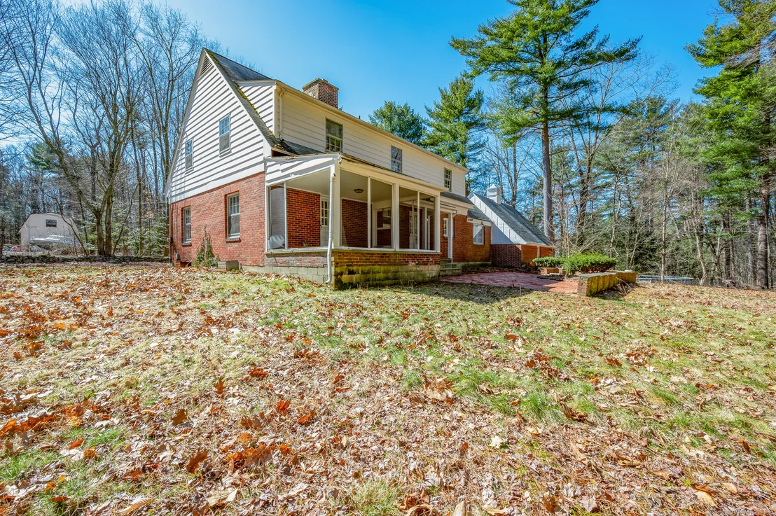 Photo of 341 Greenwoods Road