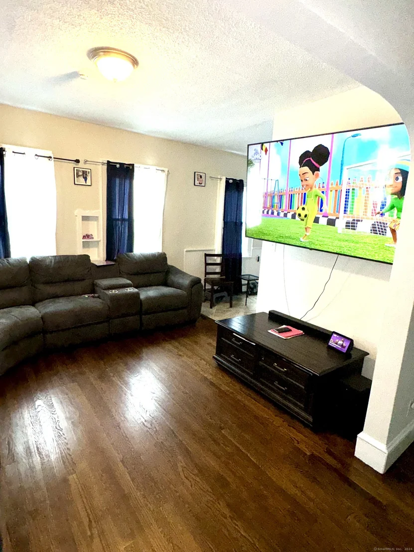 Photo of 52 Pentlow Avenue