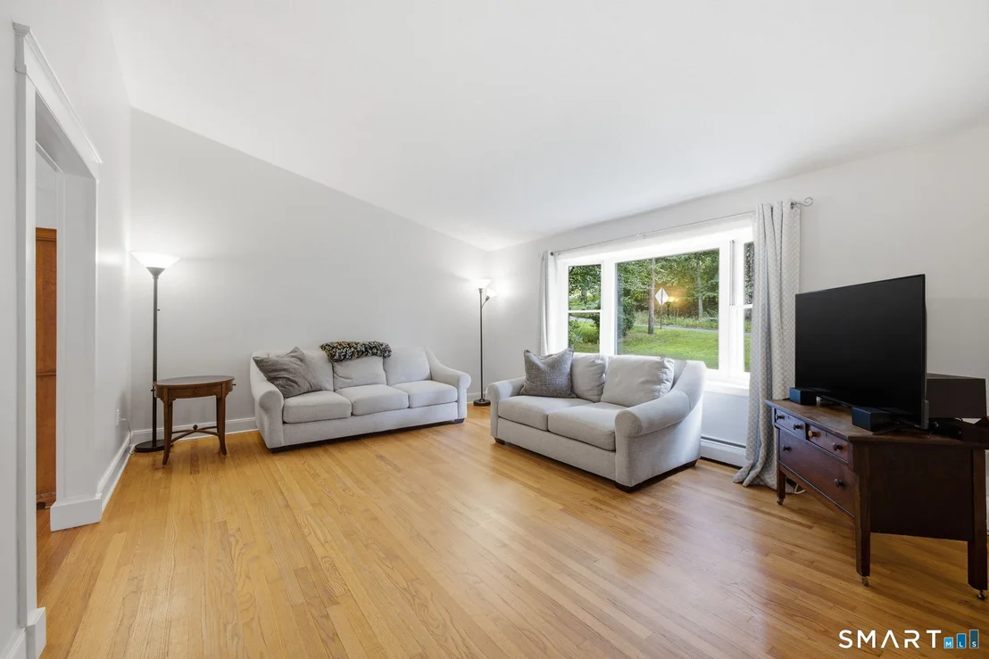 Photo of 72 Lakeview Heights