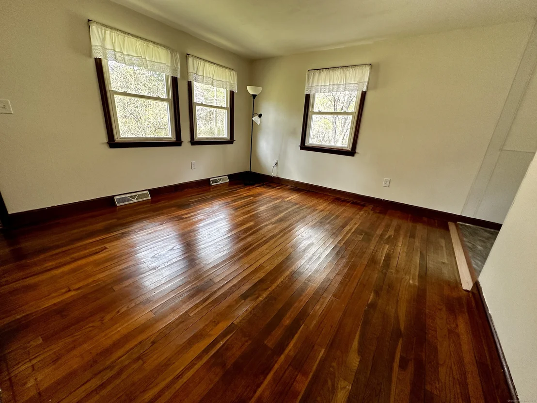 Photo of 7 Arrowhead Drive