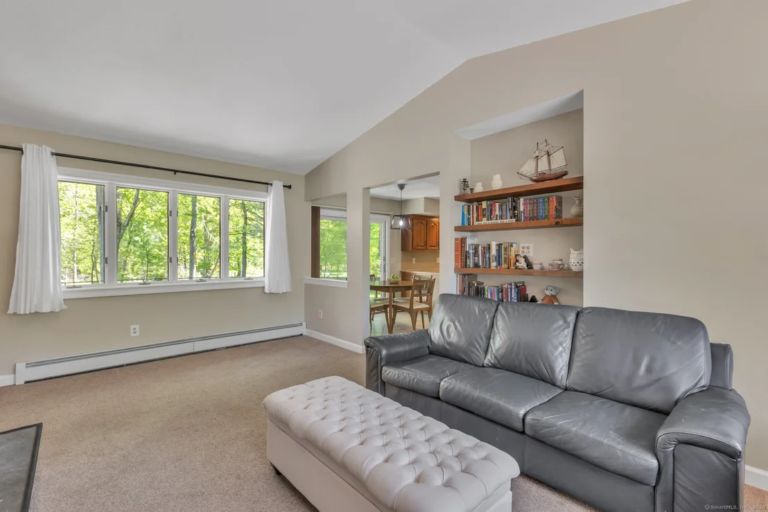 Photo of 96 Stonefield Trail
