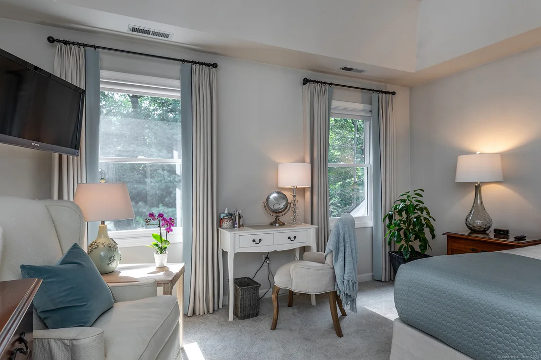 Photo of 80 Transylvania Road