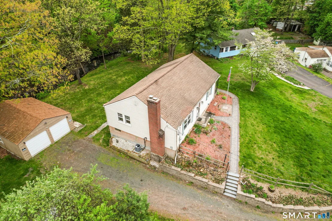 Photo of 40 Circle Drive