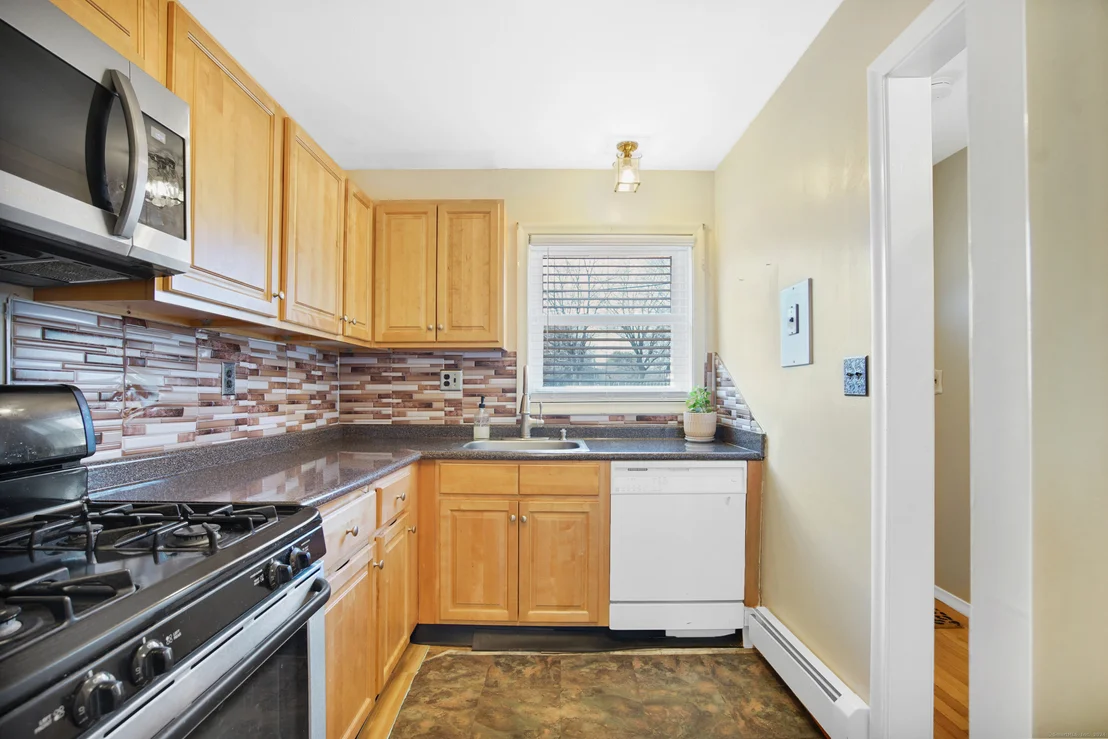 Photo of Unit APT6 at 3 Camelot Drive
