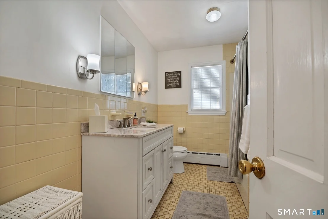 Photo of 79 Longview Street