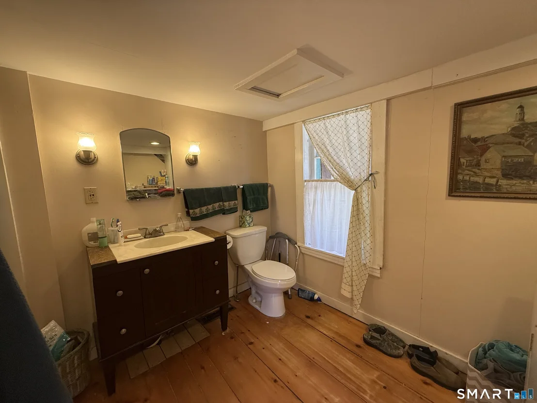 Photo of 127 Windy Hill Road