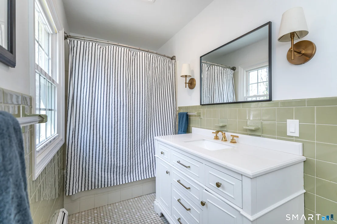 Photo of 352 Norfolk Road