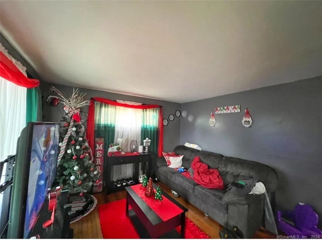 Photo of 49 Howe Road