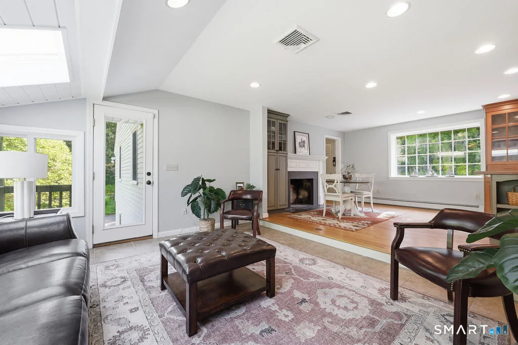 Photo of 8 Penwood Road
