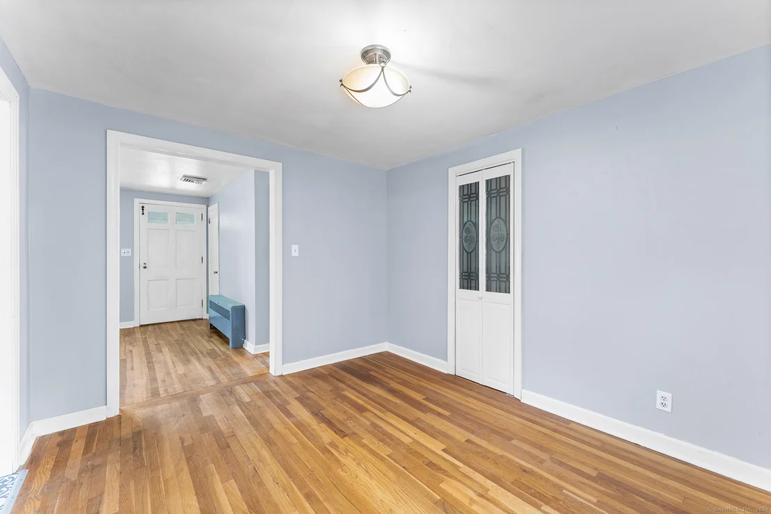 Photo of 165 Giddings Avenue